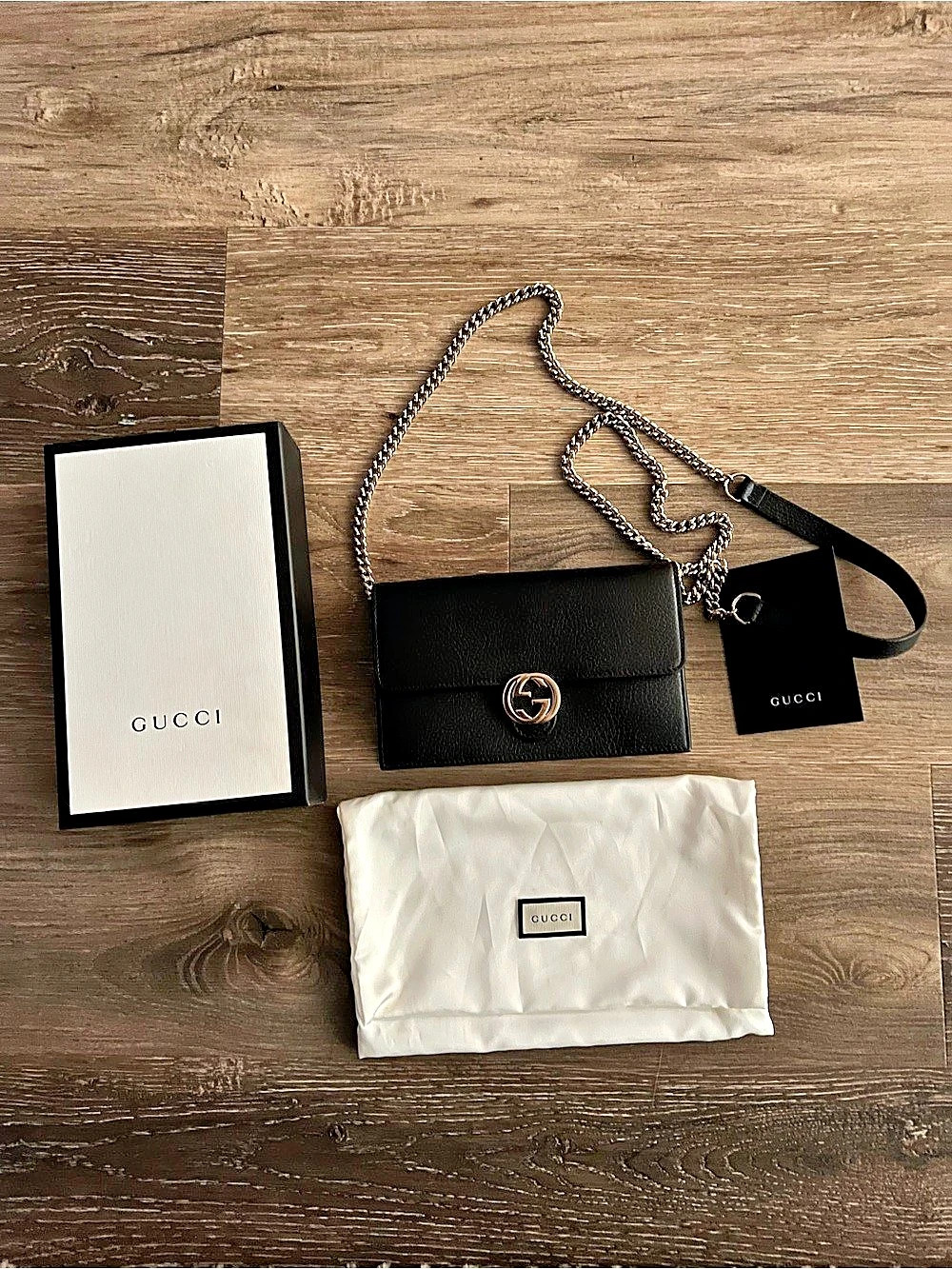 Gucci Interlocking G Wallet on Chain Black Chain Crossbody